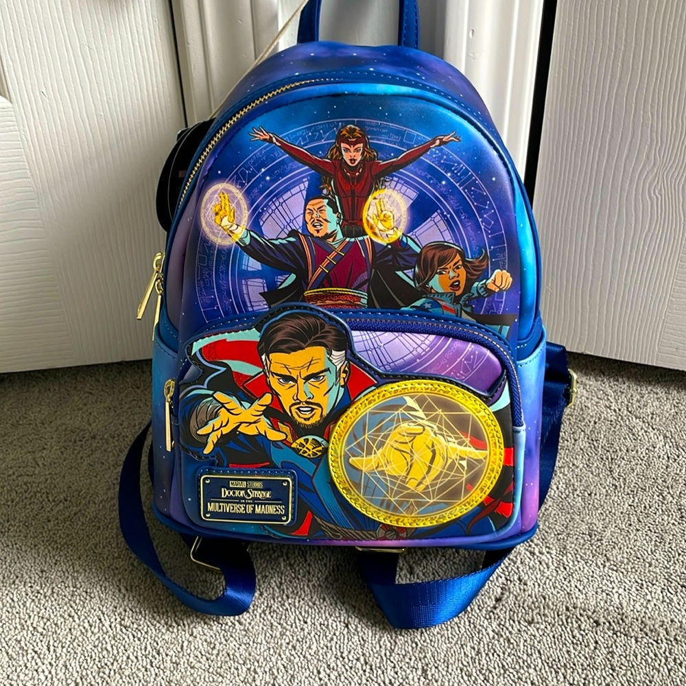 Loungefly Doctor Strange glow in the dark